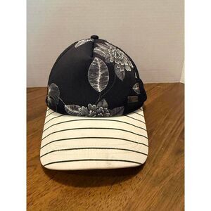 Roxy Floral Trucker Hat Women's Black White Mesh Snapback Baseball Cap
